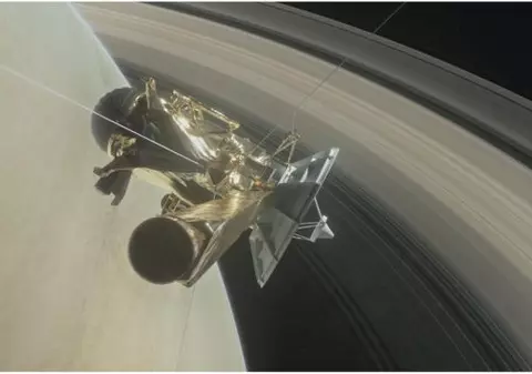 Sonda Cassini a început ultima fază a misiunii sale de cercetare a planetei Saturn