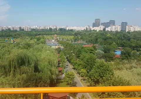 O tiroliană lungă de 300 de metri se inaugurează în Orășelul Copiilor