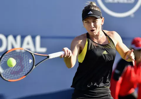 Cum poate ajunge Simona Halep numărul 1 mondial după turneul de la Cincinnati. Cu cine joacă în turul II