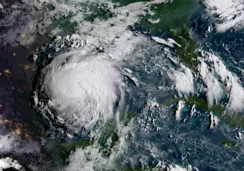 Uraganul Harvey amenință statul american Texas. Mai multe orașe au fost evacuate