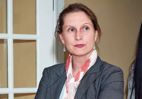 O orădeancă vrea să devină prima româncă judecător din Illinois