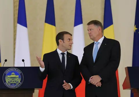 Reguli noi pentru muncitorii detașați. Cum a fost ,,sedusă” România de Franța lui Macron