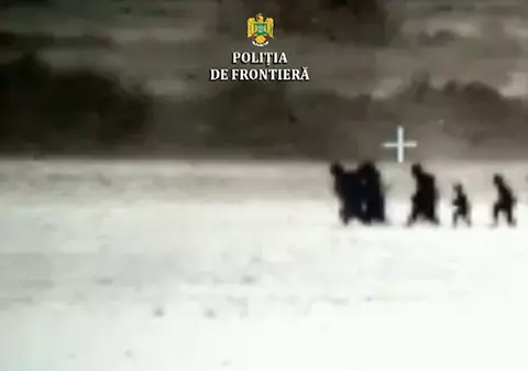 VIDEO | 17 migranți au fost depistați de polițiștii de frontieră în Timiș