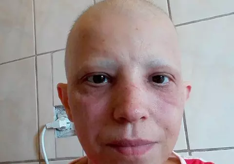 Drama unei mame! La 41 de ani, Elena îşi strigă, neputincioasă, durerea. «Speranţa e tot ce mi-a rămas!»