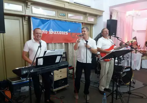 Preoții și-au făcut formație de muzică. ”Ne-am dat seama că un astfel de gen muzical lipsește” VIDEO