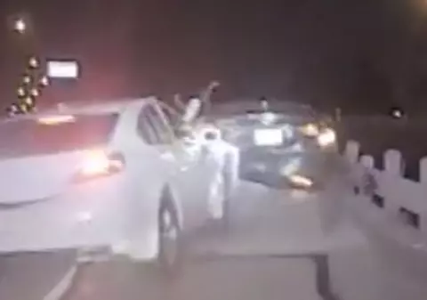 VIDEO | Momentul șocant în care un polițist este lovit în plin de un șofer. A scăpat ca prin minune fără răni grave