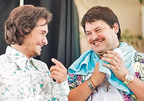 Imagini inedite de la nunta lui „Dorel” din „Las Fierbinți”. Bobonete și soția lui au fost nași. Cum au arătat vedetele la marele eveniment