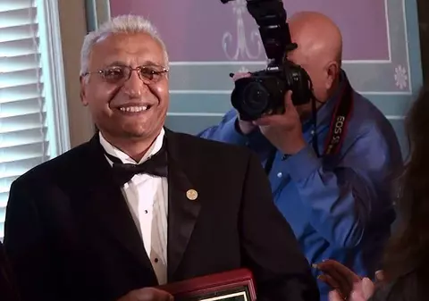 EXCLUSIV | Maestrului Nicolae Feraru, țambalistul premiat de Obama, i-a ieșit repatrierea pe nas. N-a rezistat decât 3 luni în România!