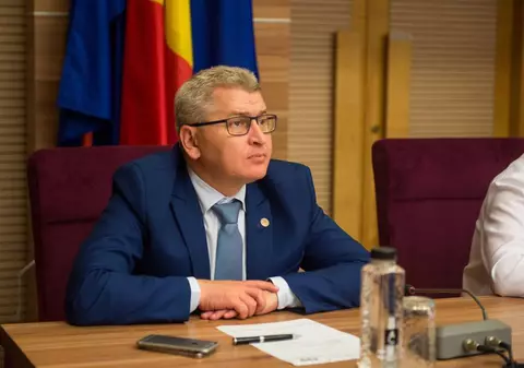 Un deputat PNL vrea să facă greva foamei în fața biroului lui Dragnea; Reacția liderului PSD: Somn ușor!