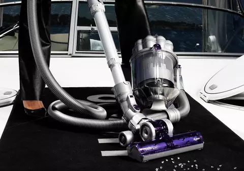 VIDEO / Producătorul de aspiratoare Dyson va realiza și mașini electrice. Compania se anunță o concurentă serioasă pentru Tesla