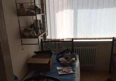 O studentă din Gorj a vrut să sară de pe clădirea unui cămin din Timișoara. Mama sa a sunat disperată la pompieri