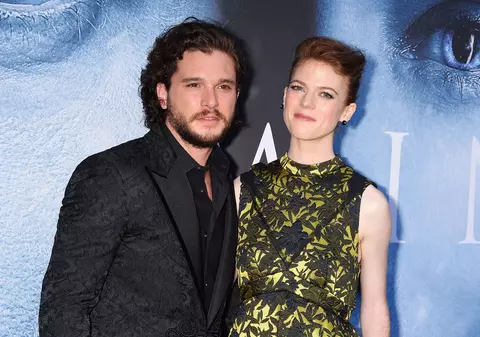 Vedetele din Game of Thrones, Kit Harington și Rose Leslie, și-au anunțat logodna