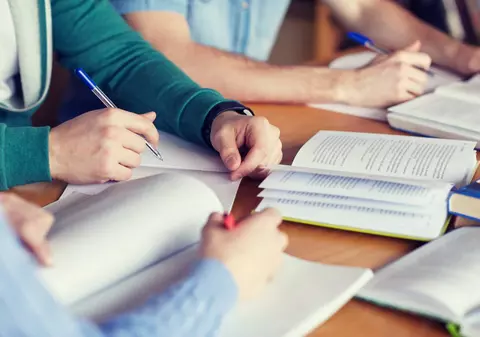 Condițiile în care străinii pot studia în România. Ce transmite Inspectoratul General pentru Imigrări