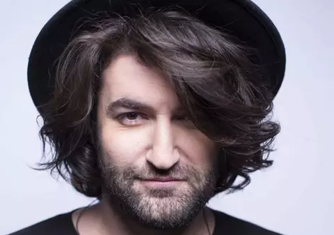 Cui spune Smiley “La multi ani” vineri seara! Maraton de artisti la “Zilele Cetatii Targoviste 2017”!