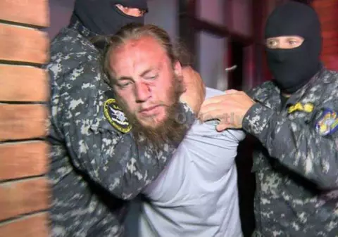 Asasinul poliţistului Sorin Vezeteu s-a spânzurat în celulă, în Penitenciarul Botoșani