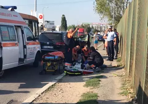 Momente pline de dramatism la Buzău. Medicii au resuscitat zeci de minute un bărbat lovit de mașină. Acesta nu a mai putut fi salvat