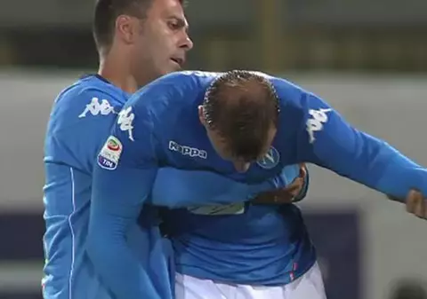 UPDATE. Chiricheș s-a accidentat grav. A acuzat probleme mari la umăr și a fost schimbat. Căpitanul naționalei s-a pregătit separat luni