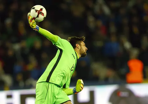 Franța, etapa a 6-a. PSG a dat peste 350 de milioane de euro pe atacanți, dar a câștigat prin două autogoluri. Rezultate | VIDEO