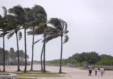 VIDEO & FOTO | Uraganul Irma lovește statul Florida și a fost retrogradat la categoria 2