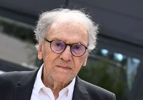 Actorul Jean-Louis Trintignant are cancer. “Ar trebui să mă opresc, dar nu pot”