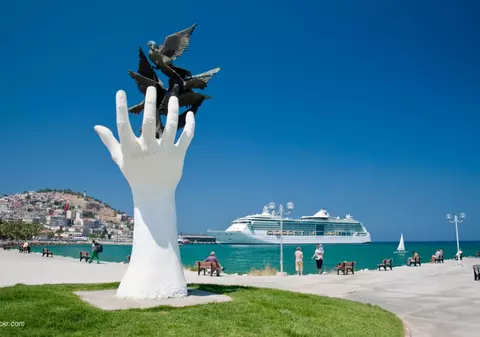 (P) Kusadasi, cea mai populară stațiune turcească de la Marea Egee