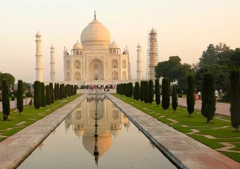 (P) Revelion de neuitat pe tărâmul contrastelor din India