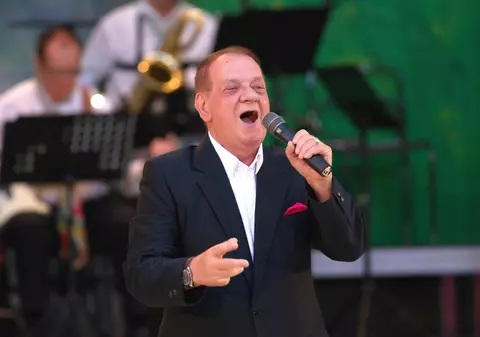 Alexandru Lulescu s-a întors pe scenă. Veteranul actor de comedie a fost recent externat de la Spitalul Floreasca