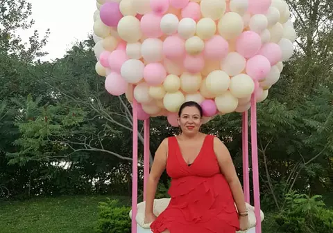 Oana Roman și-a fotografiat fetița în timp ce dormea. Fanii vedetei s-au amuzat copios când au văzut cine se afla în pat lângă ea