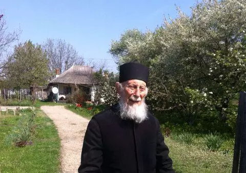 A murit Nicanor Lemne. Duhovnicul care le-a schimbat viața surorilor Bambi