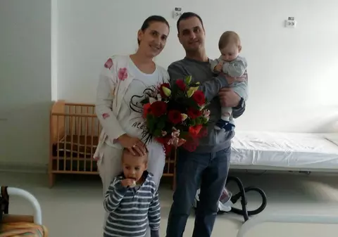 REPORTAJ EXCLUSIV: Poveste de dincolo de front: Un Scorpion Albastru a așteptat șase luni să-și strângă în brațe copilul nou-născut| FOTO