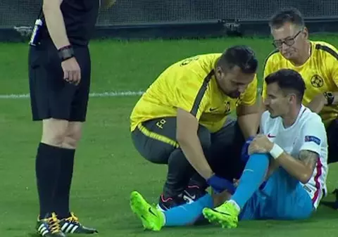 Cât va lipsi Romario Benzar după accidentarea din Liga Europa