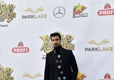 VIDEO EXCLUSIV/ Viața la înalțime! Ce complexe are Liviu Teodorescu și ce fată l-a făcut să se simtă...mic!