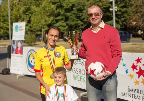FRF susține integrarea prin sport a copiilor cu autism. 25 de puști au făcut cunoștință cu fotbalul