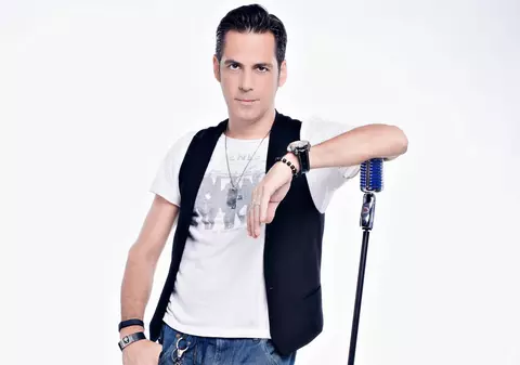 EXCLUSIV/ Cum sărbătorește Ștefan Bănică jr de ziua lui. Înainte închiria o vilă și chema cu zecile la ziua lui, acum face o petrecere mică-mică!