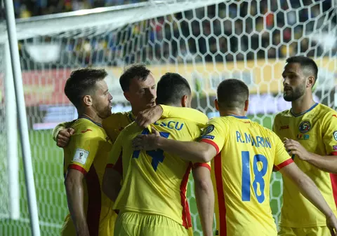Criză la TVR! Pentru prima dată, un meci în deplasare al naționalei de fotbal nu va fi acoperit de un comentator aflat la fața locului. Reacția postului public: ”Avem echipă de reportaj în Danemarca”
