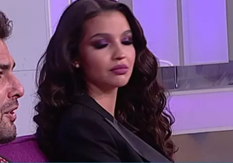 Detaliul pe care nu l-a observat nimeni la botezul băiețelului lui Adi Mutu. Se pare că e nouă modă printre vedete să facă astfel de alegeri | FOTO