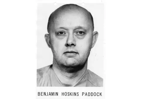 Tatăl autorului atacului din Las Vegas, pe lista celor 10 cei mai căutați infractori de către FBI