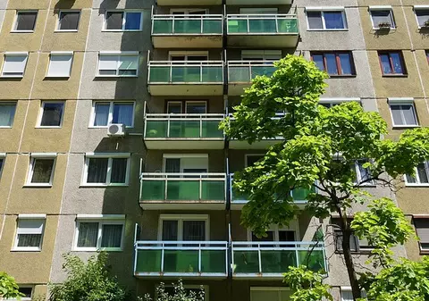 Topul celor mai mici chirii din Vitan. Unde te muți cu 300 de euro pe lună?