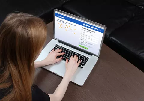 Atenție părinți, a apărut un nou "joc" bolnav pe social media. Copiii sunt îndemnați să fugă de acasă