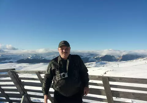 VIDEO/ Bărbatul care și-a ucis soția cu tocătorul de șnițele. Acum 22 de ani, criminalul a căsăpit exact în același fel o altă femeie