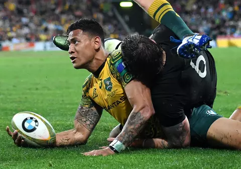 Naționala de rugby a Australiei a învins, surprinzător, Noua Zeelandă, dar trofeul Bledisloe Cup 2017 a revenit campioanei mondiale