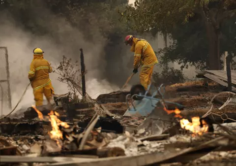 UPDATE | 41 de morți și sute de dispăruți, în urma incendiilor din California