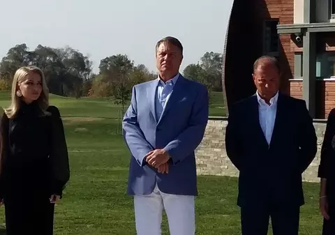 FOTO&VIDEO/ Klaus Iohannis a inaugurat un club de golf unic în România. „Prin această facilitate, ajungem pe harta golfului mondial”