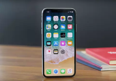 Sistemul de recunoaștere facială Face ID de pe iPhone X a fost spart de hackeri