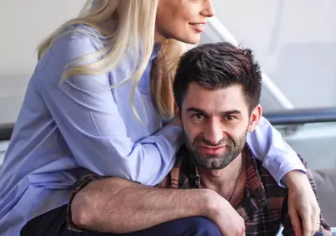 Jojo și Paul Ipate s-au mutat în casă nouă, pentru a fi mai aproape de școala lui Achim. “În timpul săptămânii vom locui aici”