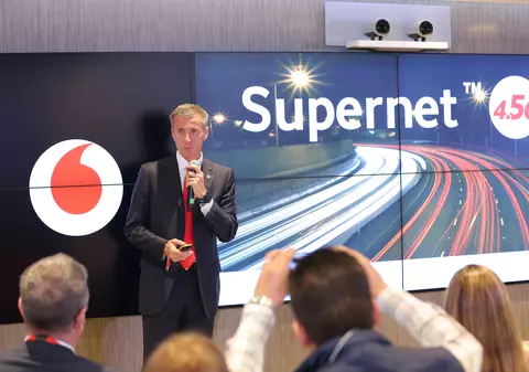 Vodafone lansează serviciul Supernet 4.5G, o punte către tehnologia 5G