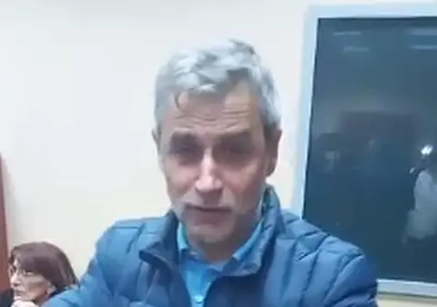 ”Nașul” Radu Moraru, descindere cu mare scandal, în toiul nopții, la Nașul TV | VIDEO
