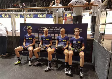 Record național pentru cicliști la Campionatele Europene de velodrom. Locul 12 în calificări, în proba de urmărire pe echipe. Alex Ciocan aleargă, deși s-a retras de 4 ani