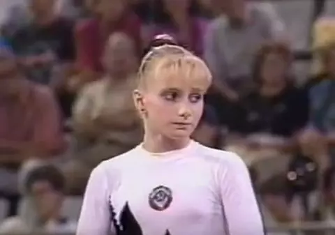 Scandal sexual în gimnastică. O fostă campioană olimpică a fost violată de un coleg din lotul naţional: „Ești monstrul care m-a făcut să-mi fie frică mulţi ani”
