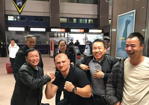 Cătălin Moroșanu și-a pierdut pașaportul în drum spre Vietnam